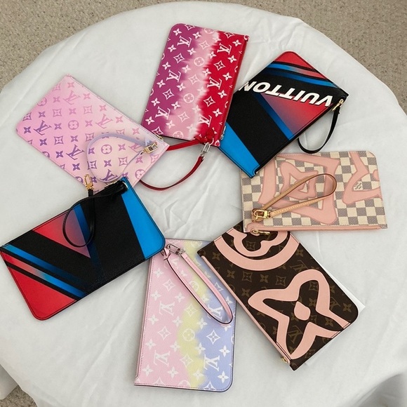 Nwot Louis Vuitton Escale Neverfull MM Pochette - Picture 10 of 10